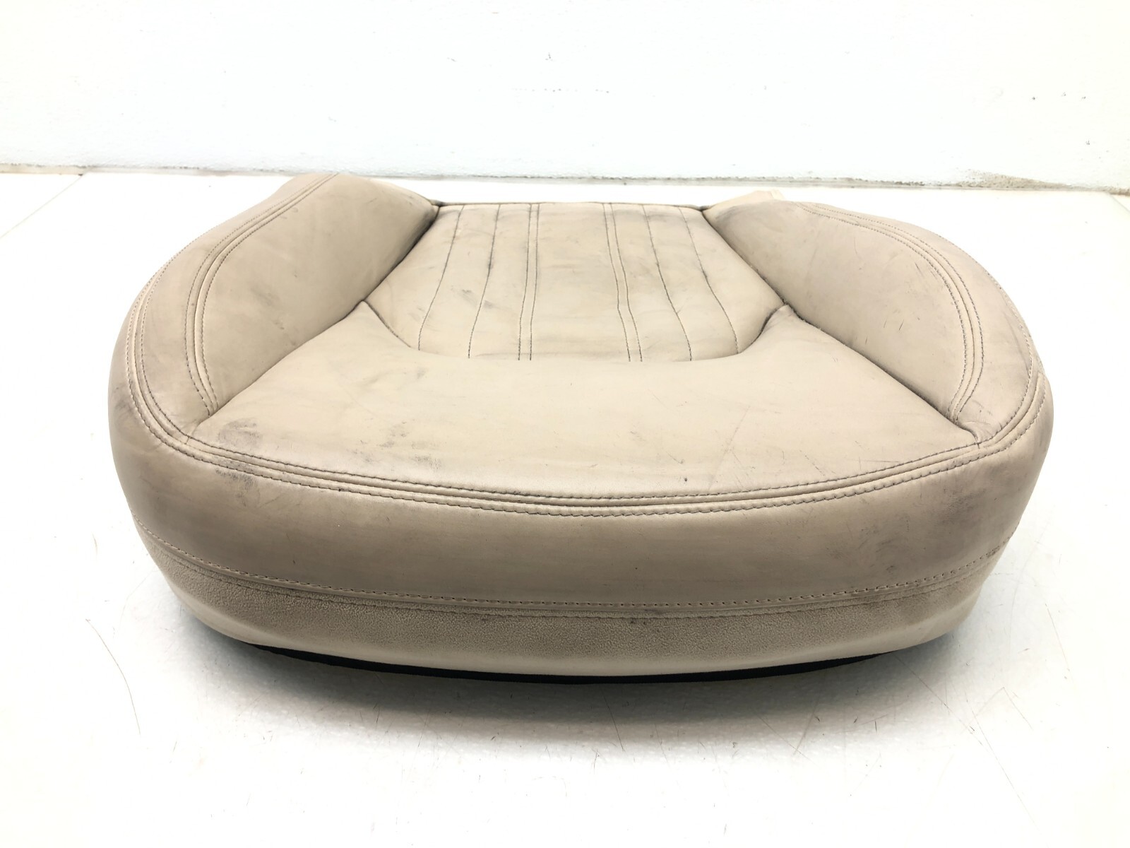 2014-2019 MASERATI GHIBLI S RIGHT PASSENGER FRONT SEAT LOWER CUSHION OEM.