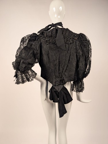 VICTORIAN 1890’S BLACK CHANTILLY LACE BODICE W JET BEADING - Picture 4 of 4