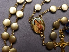 Vintage Rosary St Therese Of Lisieux Flat Gold Tone Beads Christian A27