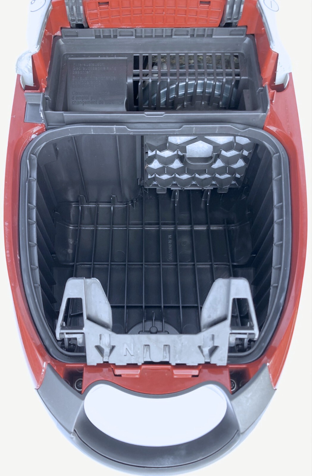 Professionally Reconditioned 2200W Miele Cat&Dog Premium Vacuum Cleaner