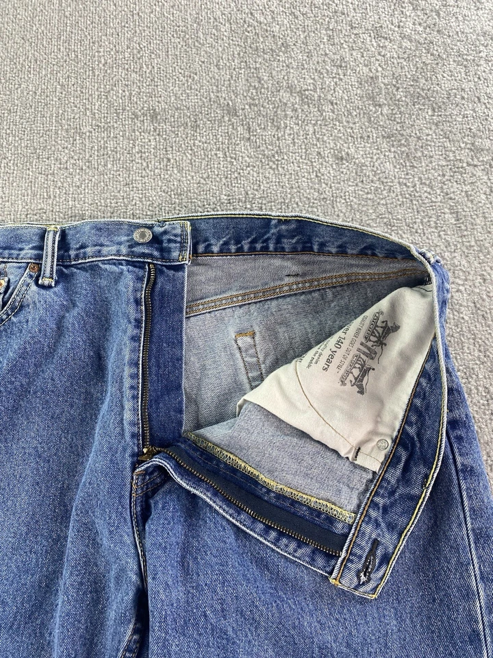 Levis 501XX Jeans Mens 40x30 Blue Denim Classic Original Straight Button Fly - Image 3 of 4