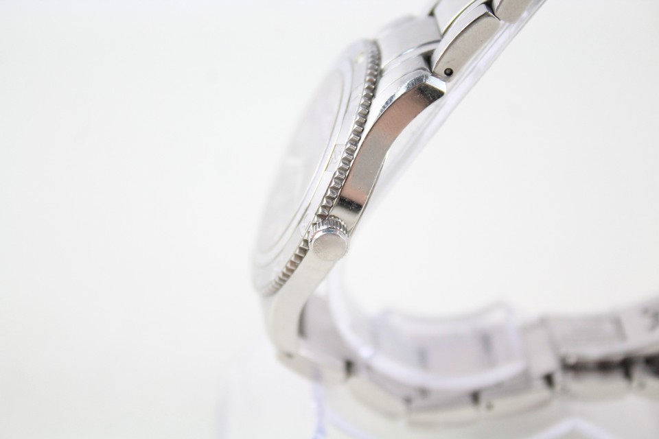 Mens Movado Gentry Stainless Steel Watch Ref. 84.N2.1890 Quartz Working