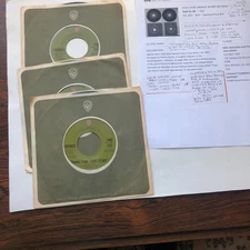 Liberace owned collectibles - NO COA - 3 LOT 45RPP WB EMERY GORDY all w Sleeves