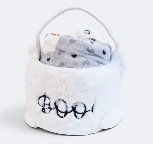 Ghost Throw Blanket & Faux Fur Halloween Glow In The Dark Basket Set Tk Maxx - Picture 1 of 20