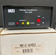 MFJ-4403 TRANCEIVER VOLTAGE CONDITIONER (TESTED)
