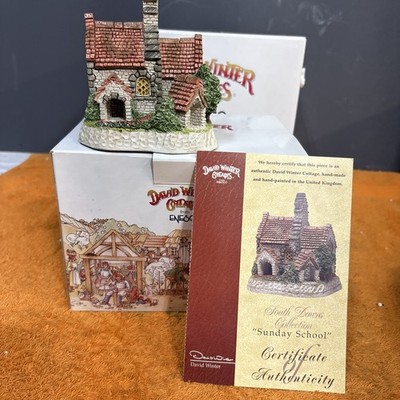 22-6- David Winter - Enesco ''Sunday School'' The South Downs Collection Box/COA