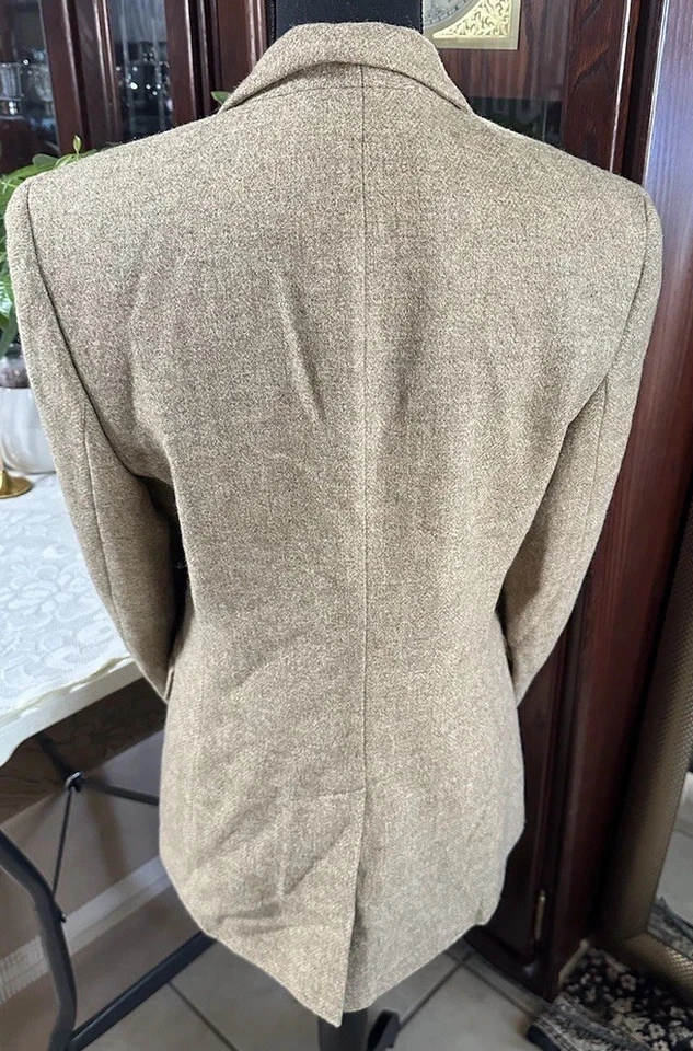 Blazer ecuestre de colección Ralph Lauren mezcla de lana talla 6. Beige Foto 2 de 4