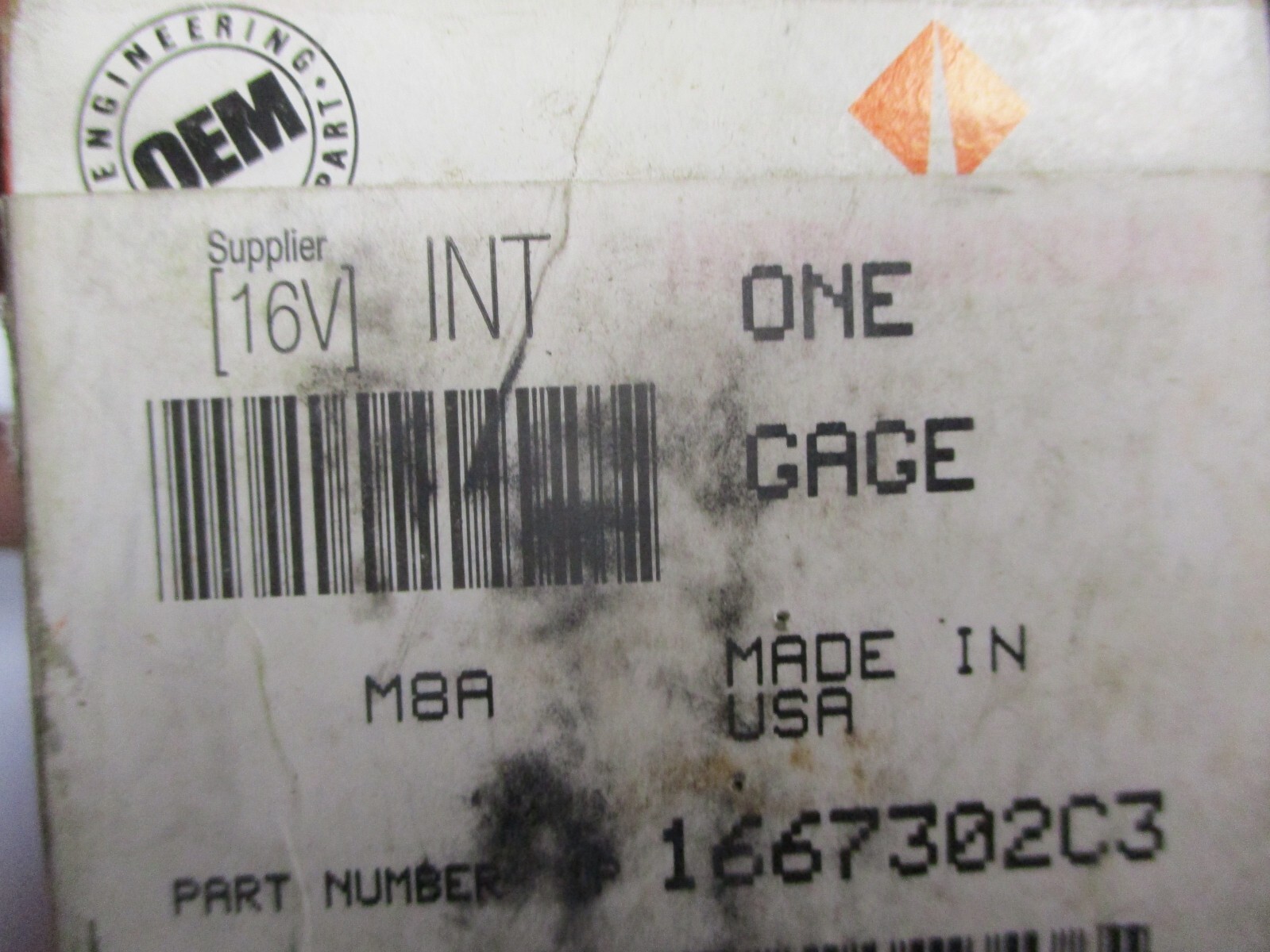 1667302C3 NEW OEM INTERNATIONAL ENGINE OIL TEMPERATURE GAUGE 