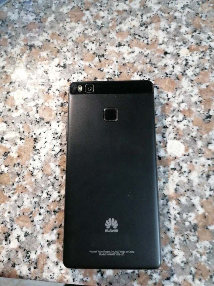 Huawei P9 Lite - 16GB - Nero (Sbloccato) (Dual SIM) - Immagine 2 di 4
