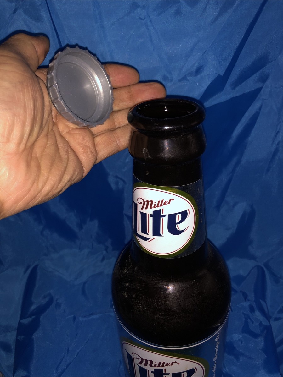 Vintage 64 oz Miller Lite Plastic Beer Closeable Bottle / Growler