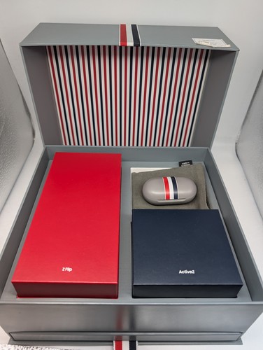 Samsung Galaxy Z Flip 256GB Limited Edition THOM BROWNE SET *Exlusiv* - Bild 1 von 24