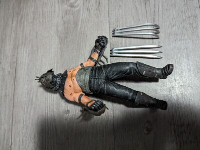 Neca Resident Evil 4 Garrador Action Figure 7