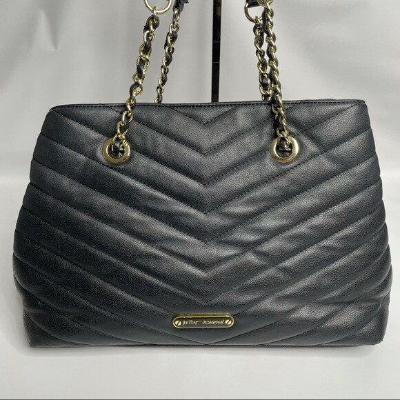 Betsey Johnson chevron quilted large shoulder bag Gem