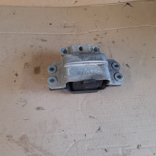 Volkswagen Golf 5 Motorlager Motorhalter Getriebelager links 1K0199555