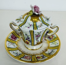 Mangani Italian Porcelain Handpainted Floral Motif Sugar Bowl with Spoon
