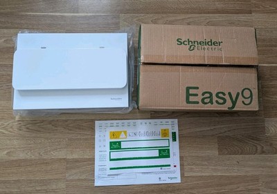 Schneider Electric Easy9 12-fach Kompakt-Verbrauchereinheit - EZ9E12MCCU 18. Edition