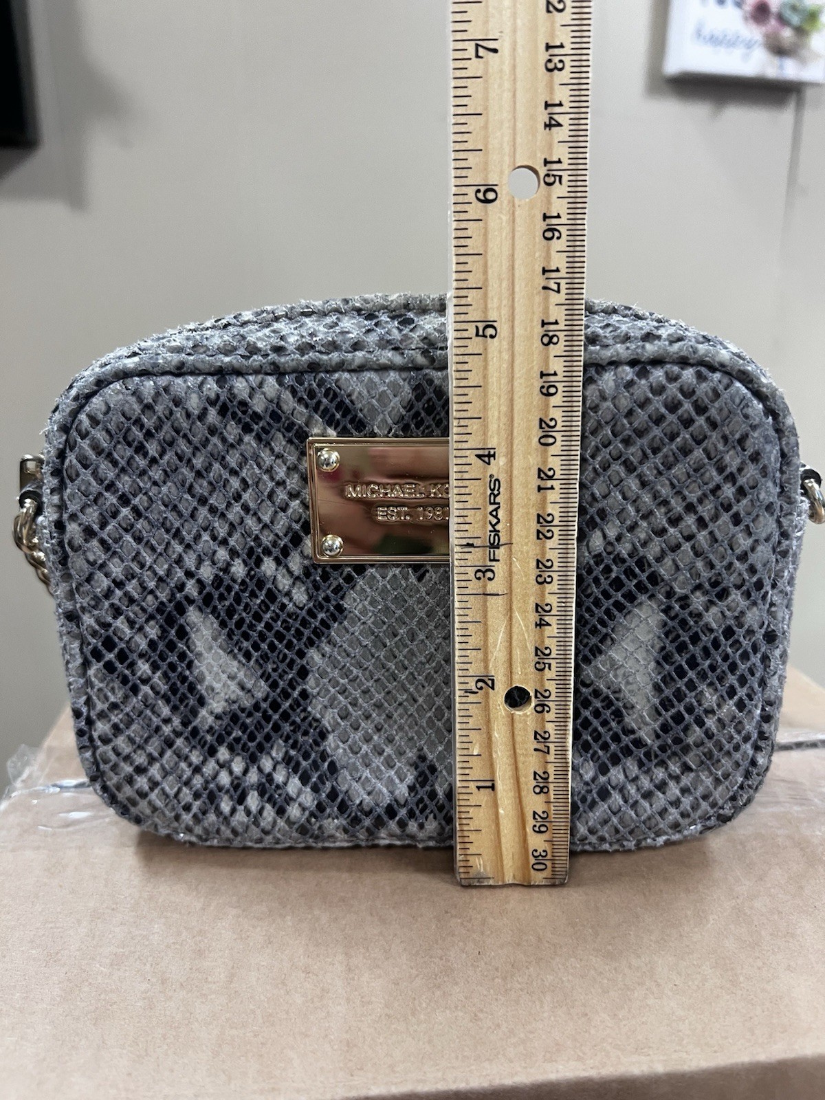 MICHAEL KORS GREY PYTHON MINI CROSSBODY BAG - image 4