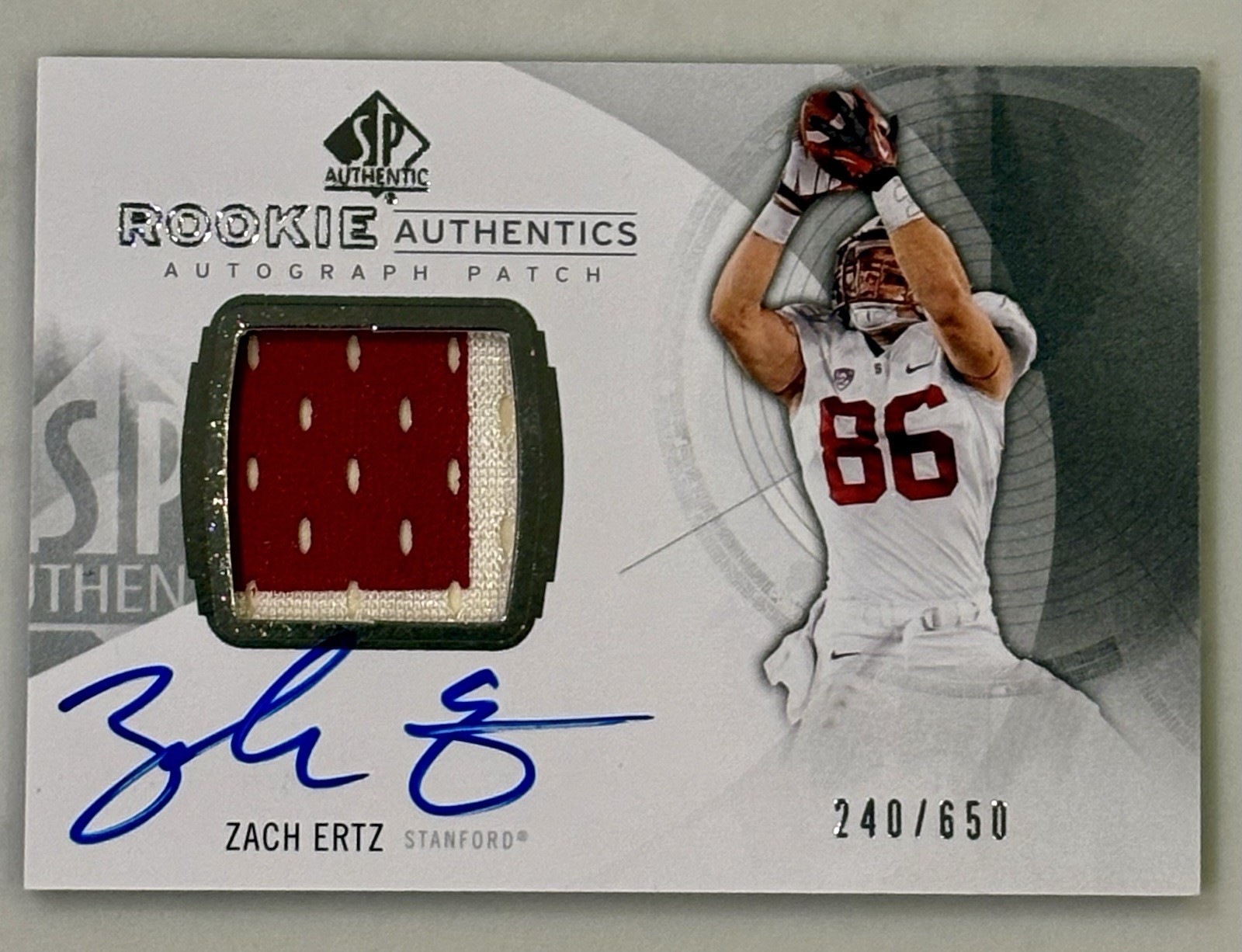 Zach Ertz SP Authentic #166 Autograph Patch