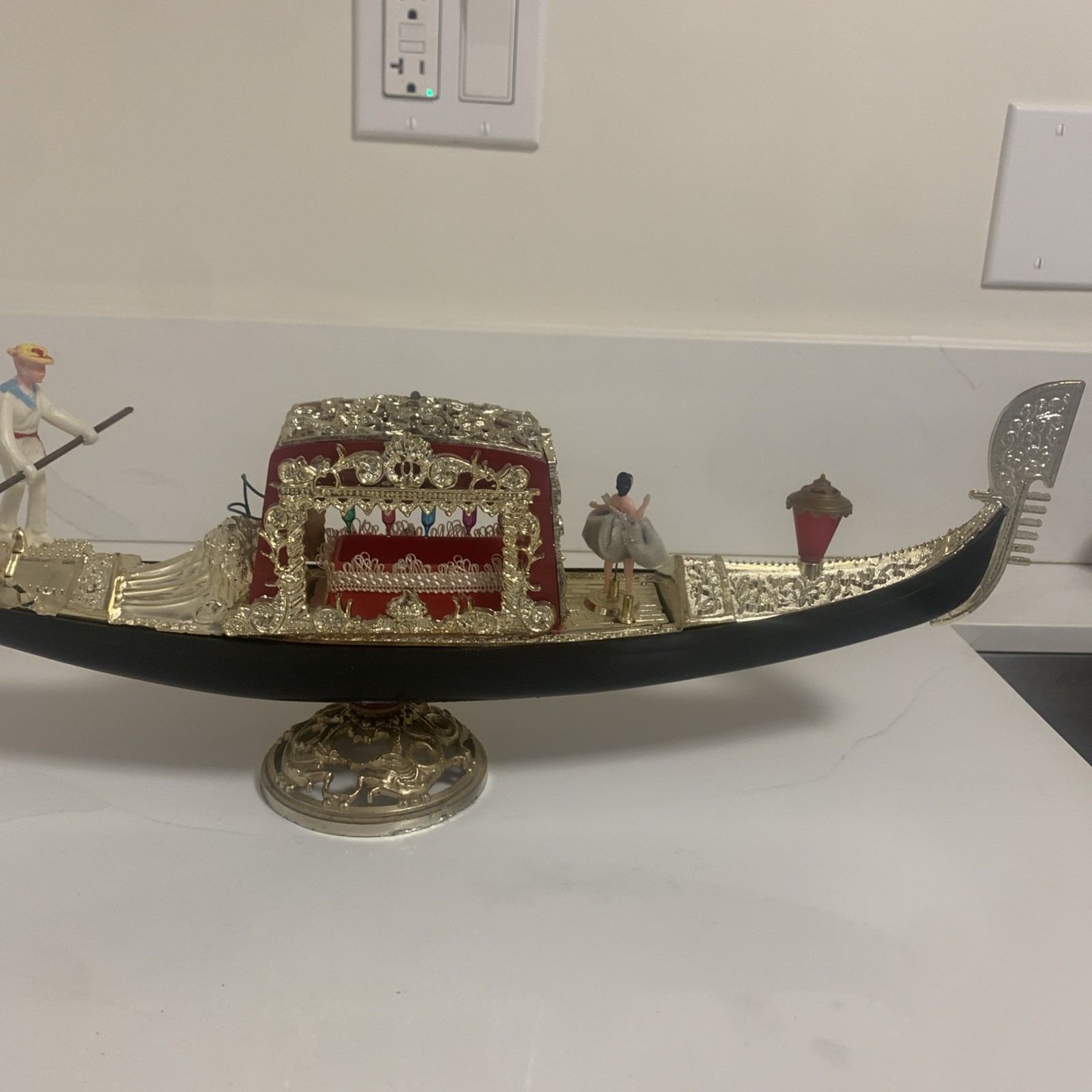 VINTAGE  ITALIAN VENICE SOUVENIR -  GONDOLA WITH DANCER - 60s