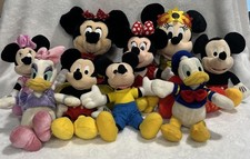 Mickey, Minnie, Daisy and Donald Duck Stuffed Animals Lot of 9 sm 9 in lrg 14 in