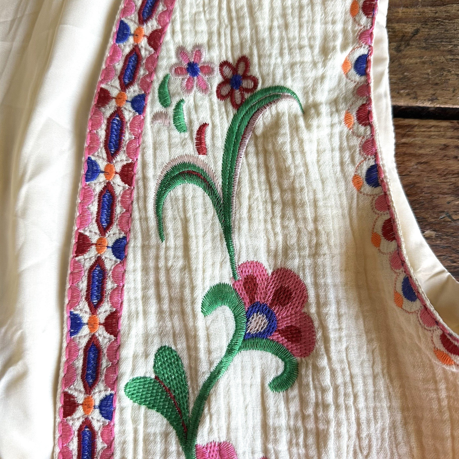 Vintage Hand Embroidered Hungarian Matyo Crop Top… - image 10
