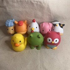 Munchkin Floating Farm Animal Themed Rubber Bath Squirt Toys for Baby, Pack of 8