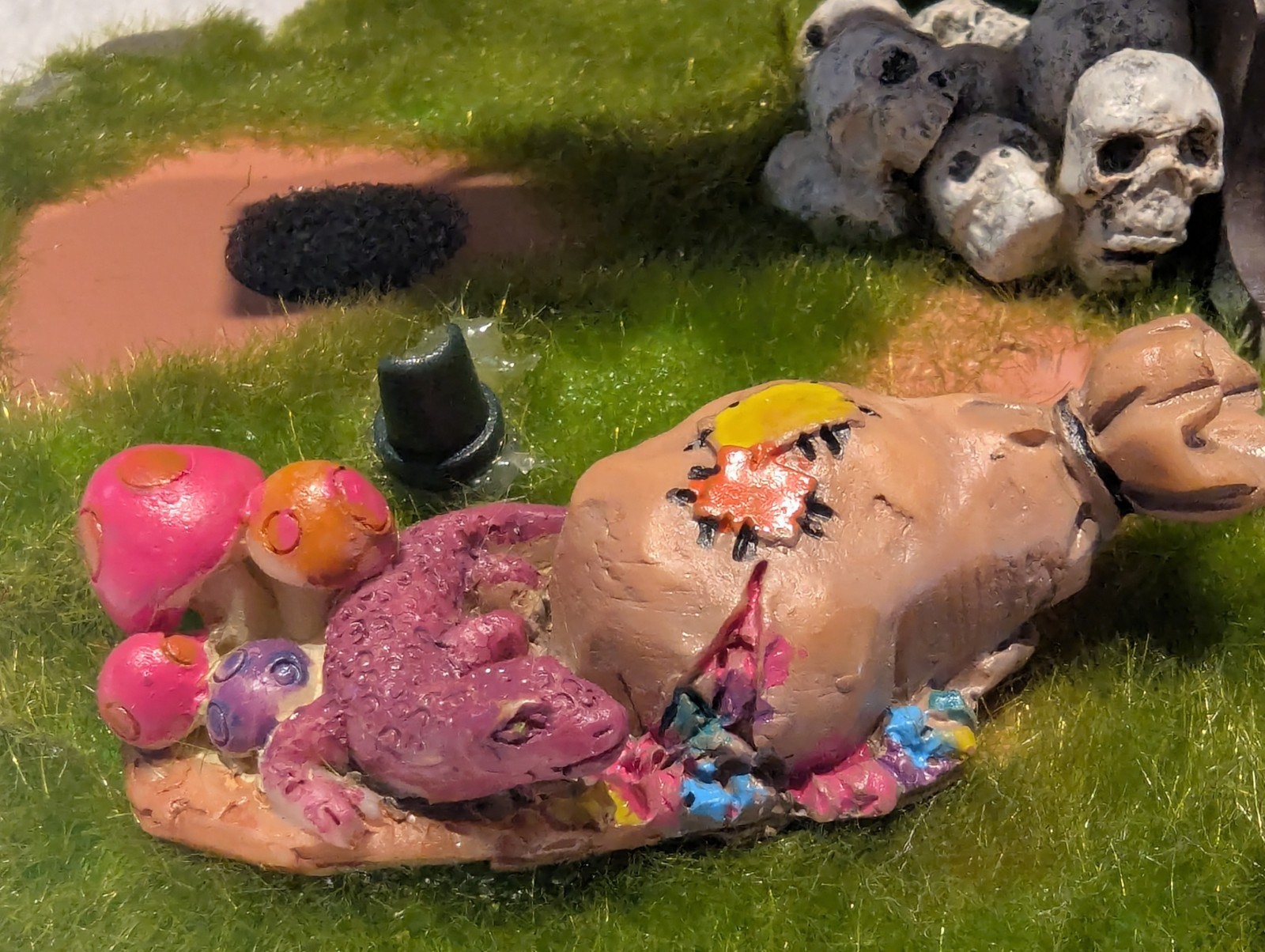 Lemax Spooky Town See-Saw Sensation 14322 Table Accent Halloween Village READ