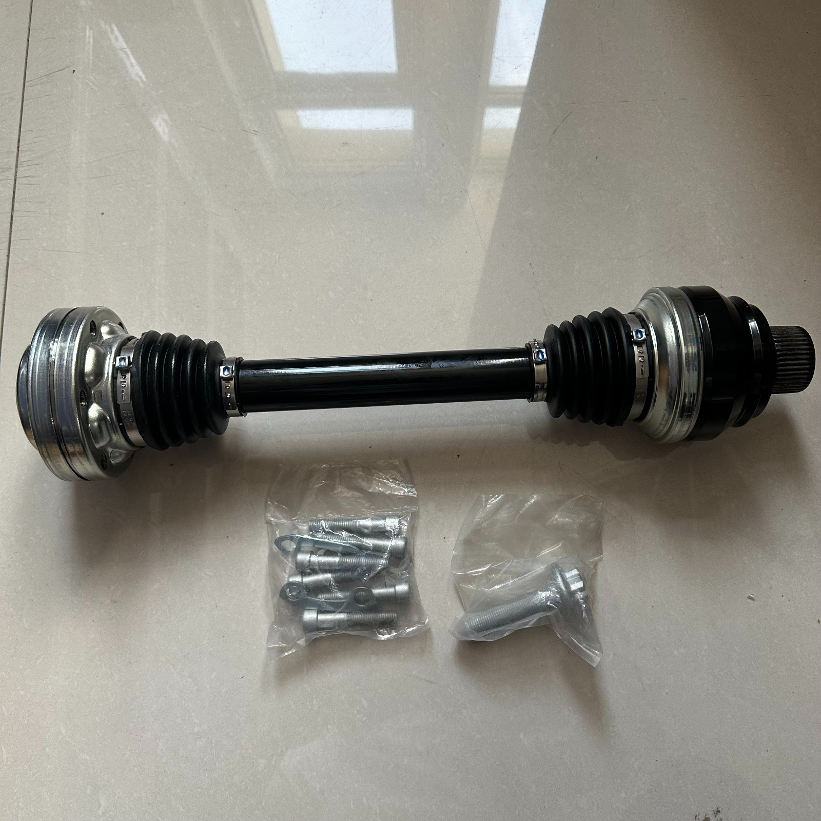 Lamborghini Huracan 2020-2022 Rear Right Axle shaft P/N 4S0501204B