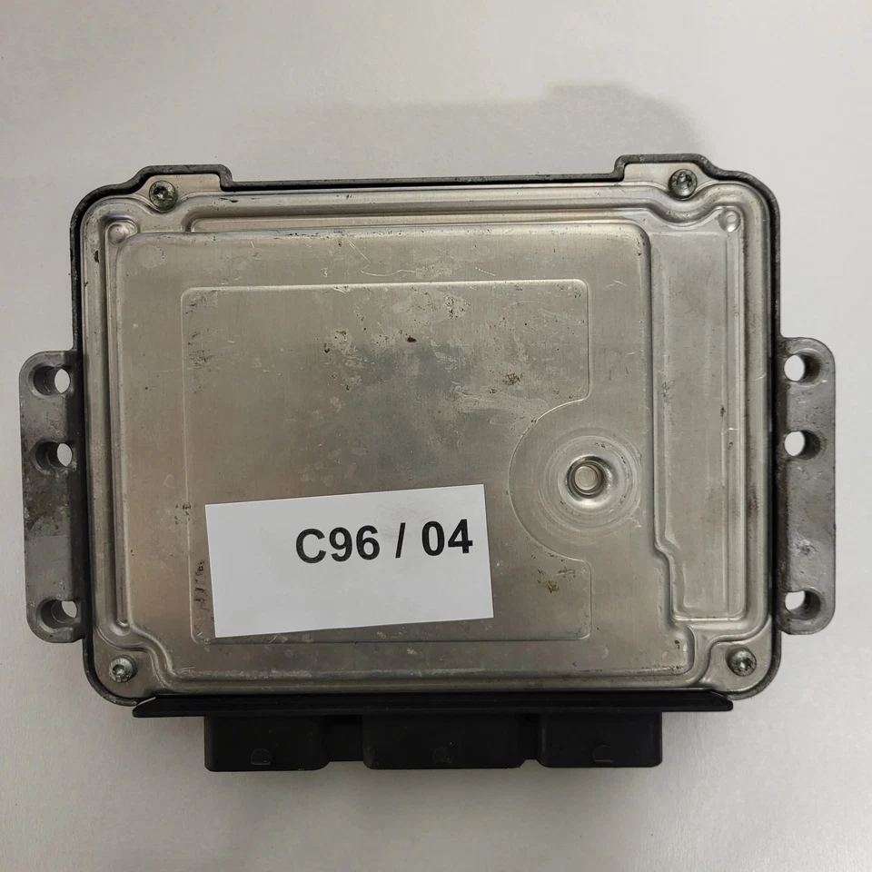 Renault Megane Scenic ECU / 0281013366 / 8200601334 / 8200631560 / BOSCH - Immagine 3 di 3