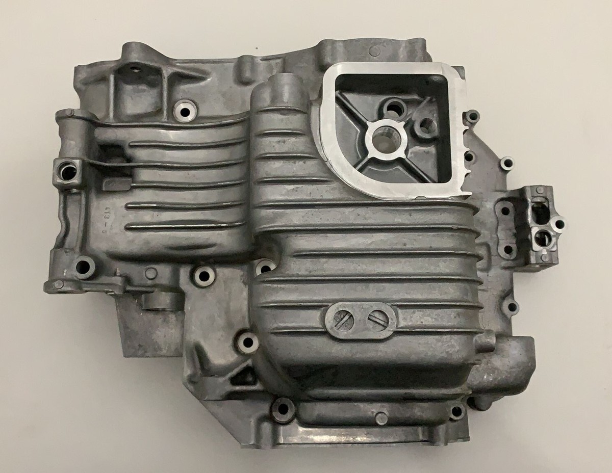 HONDA CM400 CB400 CB250 CRANKCASE LOWER # 11200-413-782 NEW OEM