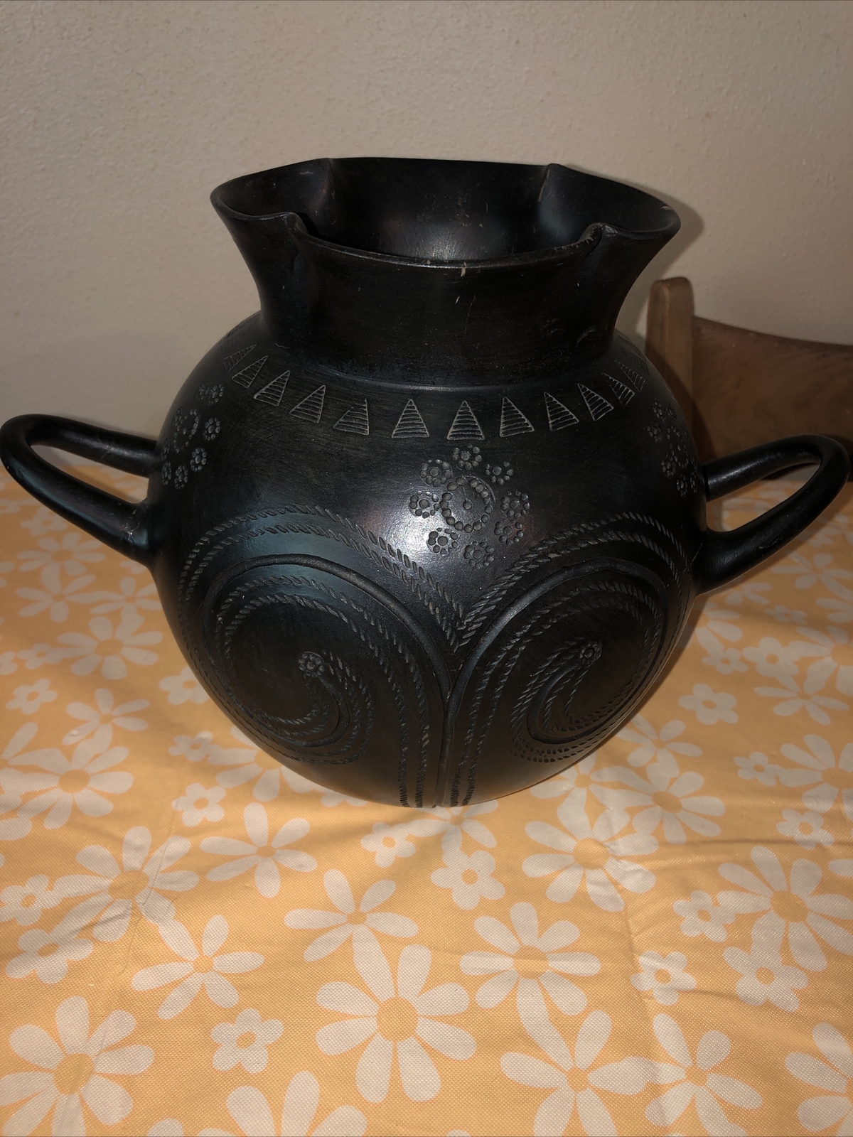 Vintage Midcentury Ugo Zaccagnini Italian Pottery Sgraffito Studio Vase