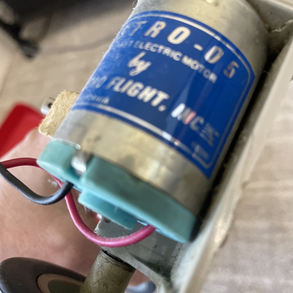 Vintage Astro Flight Inc Turbo05 Motor and Jerobee RC Car Red w