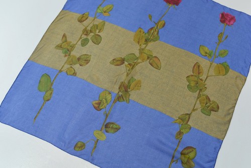 Vintage 1980s Gucci Long Stemmed Roses Floral Print Blue Sheer Silk Scarf - Picture 5 of 7