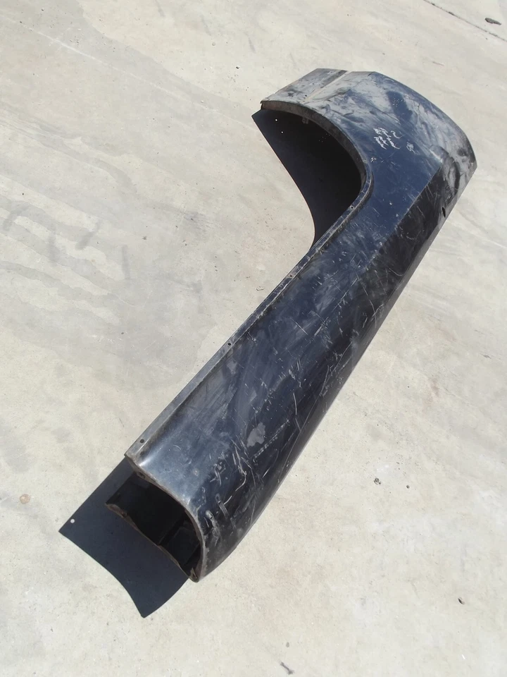 1965 CADILLAC FRONT FENDER fleetwood - Image 3 of 4