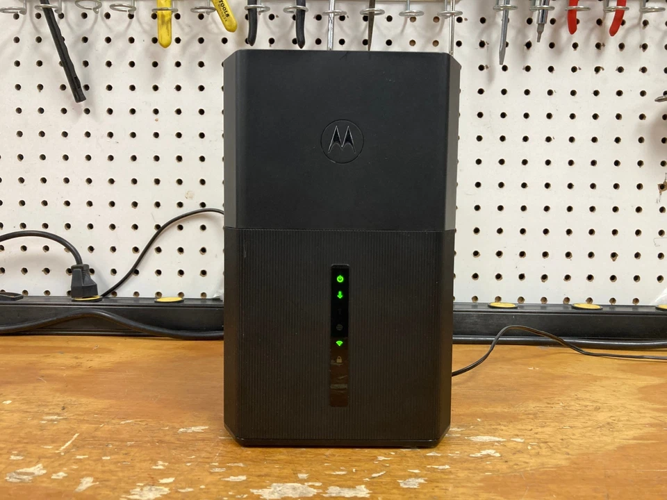Motorola MG8725 AX6000 DOCSIS 3.1 Wi-Fi 6 кабельный модем маршрутизатор проверен/прочитан - Изображение 2 из 4