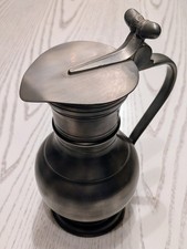 Antike Zinnkanne mit Deckel & Daumenheber &ndash; 22 cm &ndash; Vintage Krug Zinngef&auml;&szlig; Deko