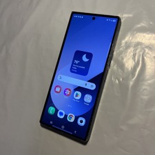 Samsung Galaxy Z Fold 6 - 512GB Unlocked INSIDE LCD BAD - CRACK FRONT C198
