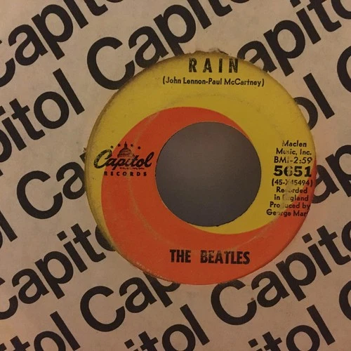The Beatles - Paperback Writer / Rain 45s Record (1966)