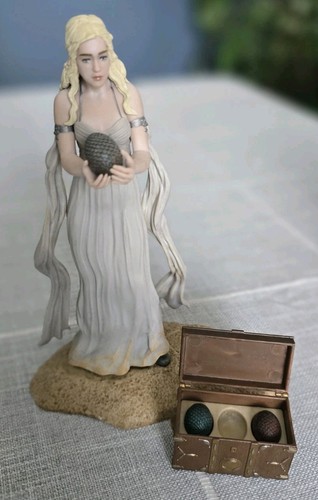 Kostenloser Versand Game of Thrones Daenerys Targaryen Dark Horse Deluxe Figur