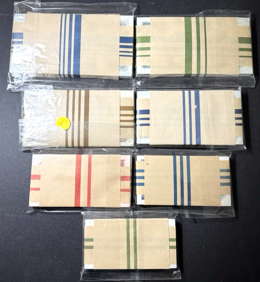 Bulgaria 7 Paquetes de 100 Billetes (3, 5, 10, 25, 50, 100, 200 Leva) UNC Foto 2 de 4