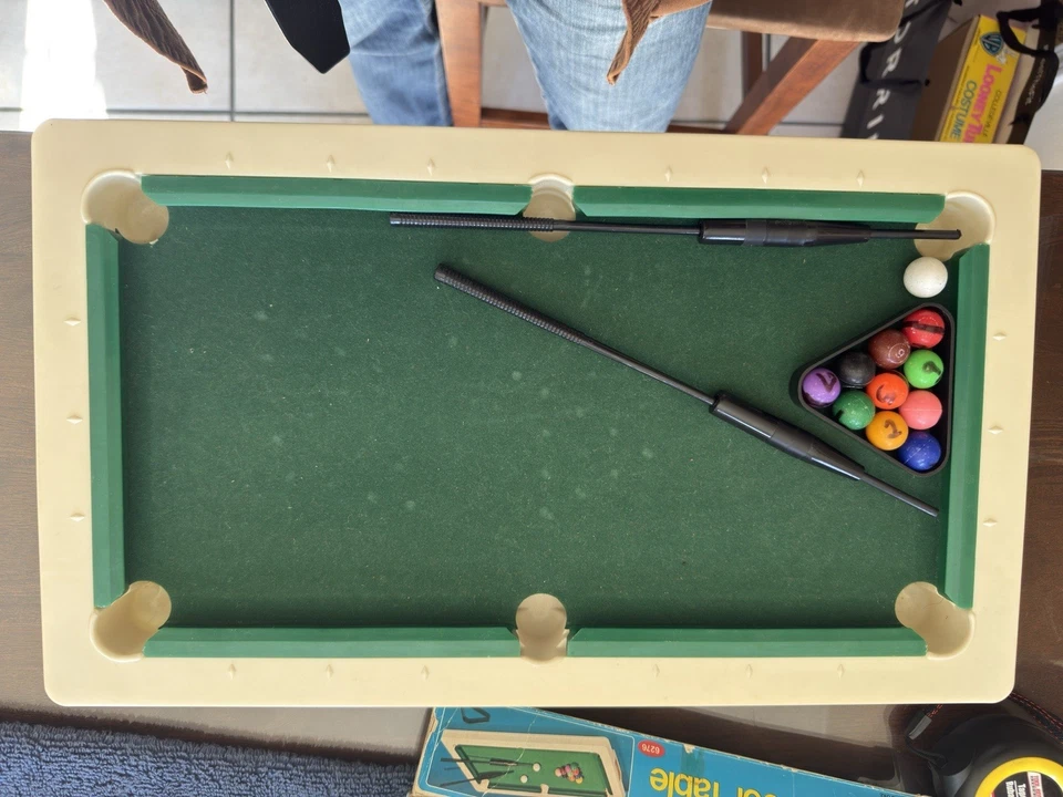 Vintage Blue-Box Snooker Pool Table – Mini Tabletop Billiards Toy Set -  1970s - Image 3 of 4