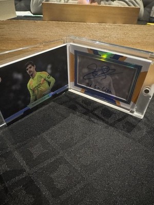 Daka Thibaut Courtois Bucklet 03/50 3x La Liga mit Unterschrift