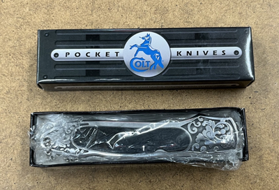 Rare Colt Knife CT704- Lockback Blade and black bone in lay