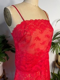 VTG LOVELY!! DEENA 2PC SET RED FLORAL LACE CAMI CAMISOLE&HALF SISSY SLIP* 32 S