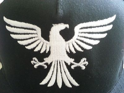 Casquette Snapback Ravado Phoenix – Blanche, Réglable, 100% Coton, Neuve