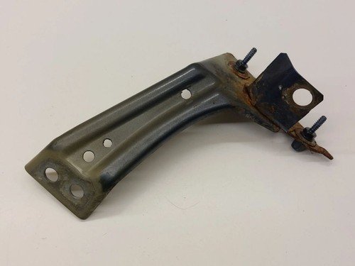 Volkswagen PASSAT B8 2016 Rechter Kotflügel Halterung 3G0821142