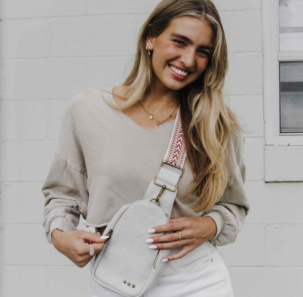 Brand New Sling Vegan Leather Bag Cream crossbody purse
