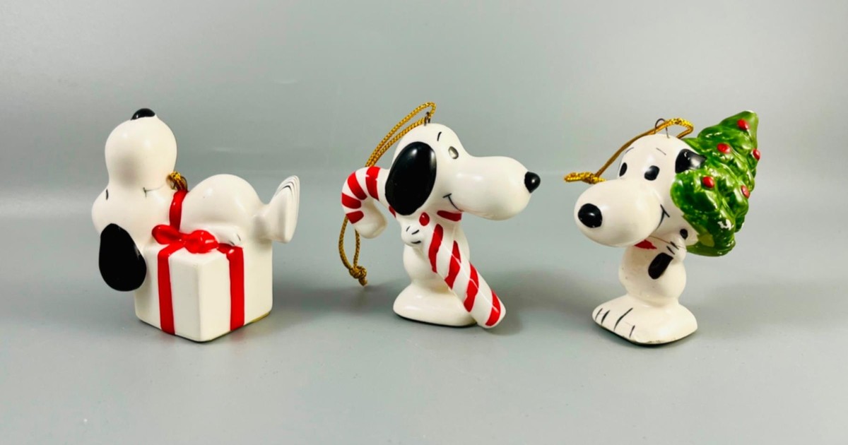 Vintage United Feature Syndicate Peanuts Snoopy Set of 3 Vintage United Feature Syndicate Peanuts Snoopy Set of 3