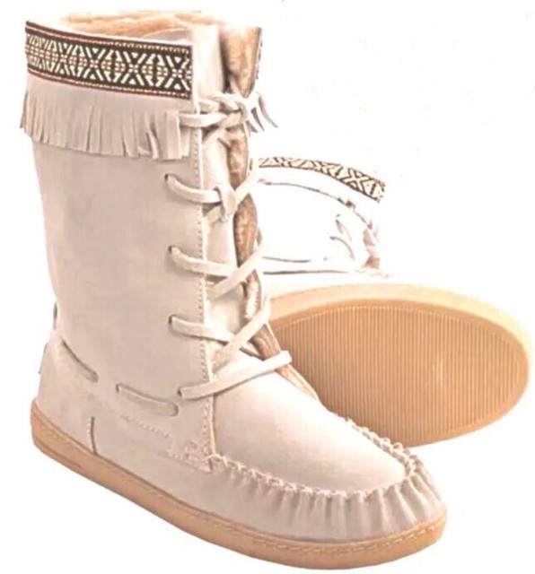 white moccasins boots