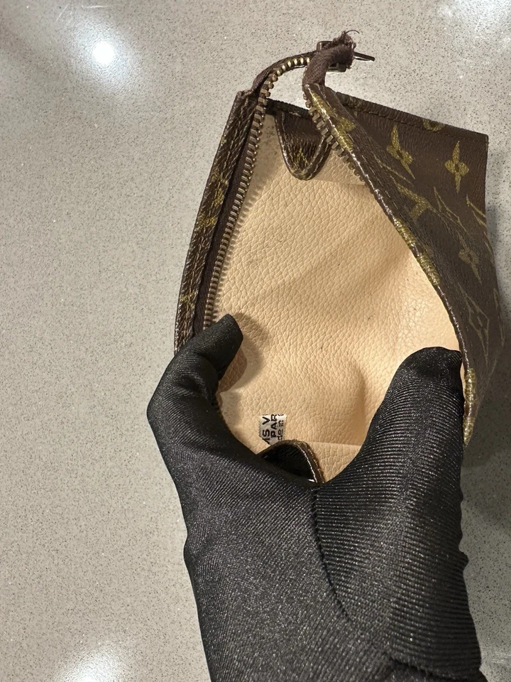 Bolsa de cosméticos Louis Vuitton LV Foto 4 de 4